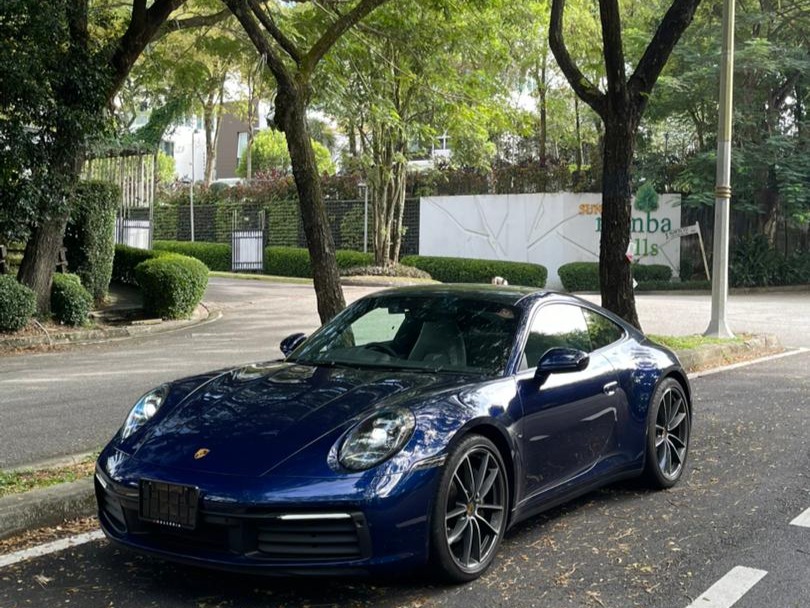 2021 Porsche 911 Carrera 