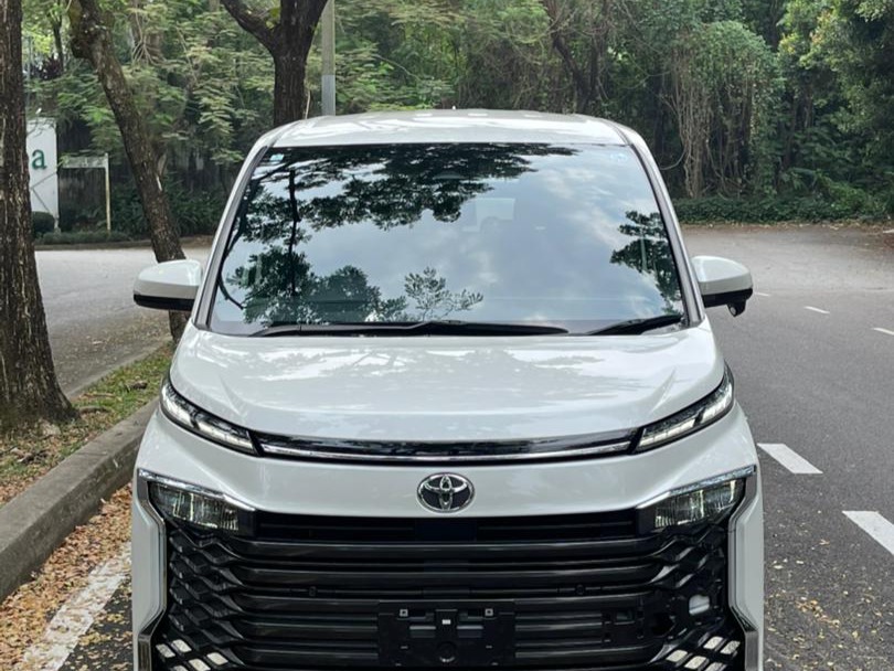 2024 Toyota Voxy S-Z
